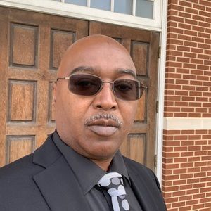 Meet your Posher, Christopher